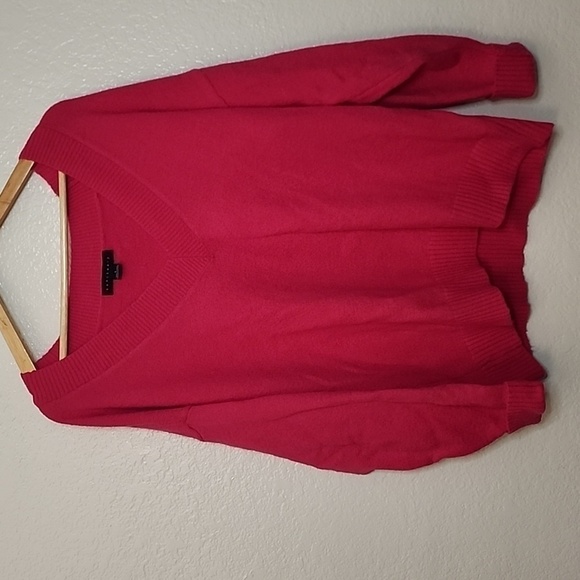 Sanctuary Easy Breezy V Neck Pullover In Flash Pink - Picture 2 of 14